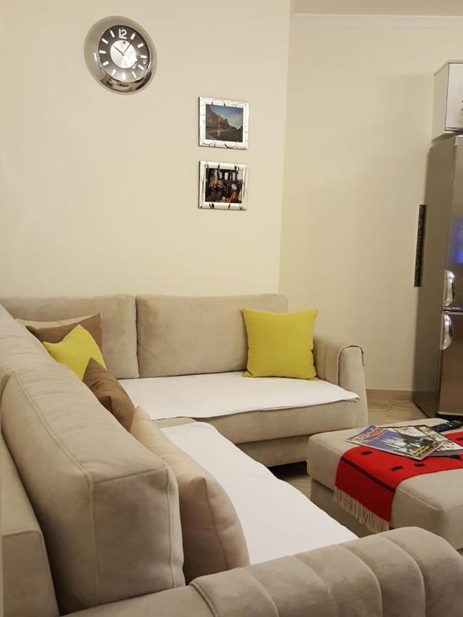 Holiday Center Apartment Shkodër Buitenkant foto